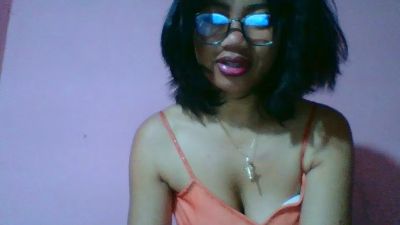 miawinders4 live cam on Cam4