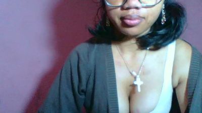 miawinders4 live cam on Cam4