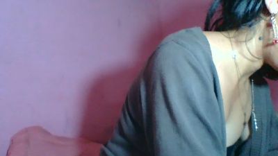 miawinders4 live cam on Cam4