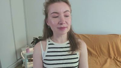 miax_desire live cam on Cam4