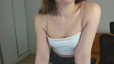 miax_desire live cam on Cam4