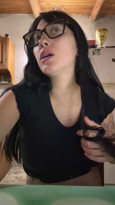 mica88xxx live cam on Cam4