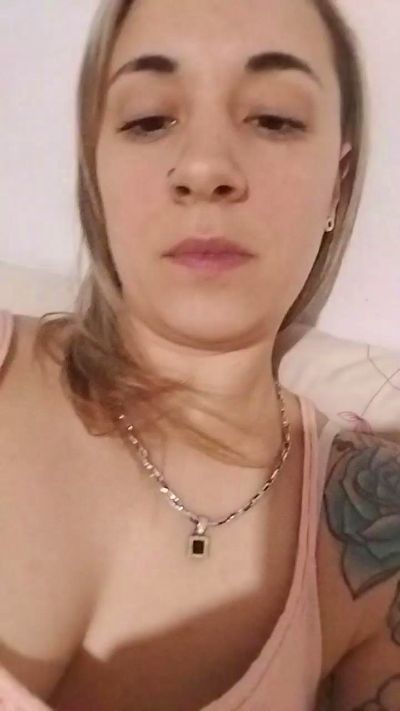 micaela91 live cam on Cam4