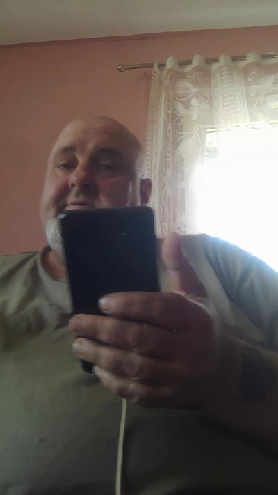 micha335 live cam on Cam4