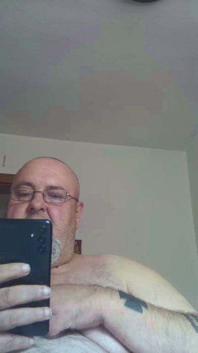 micha335 live cam on Cam4