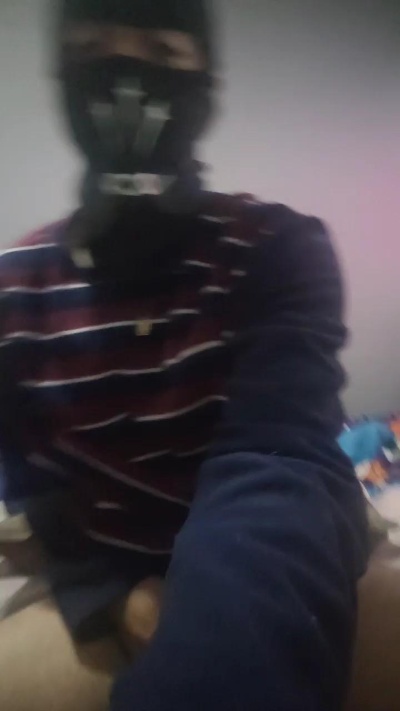 michael23sexy live cam on Cam4