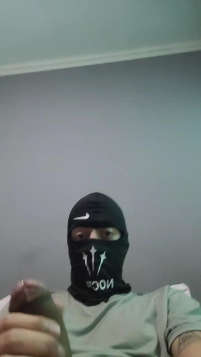 michael23sexy live cam on Cam4