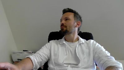 michael252 live cam on Cam4