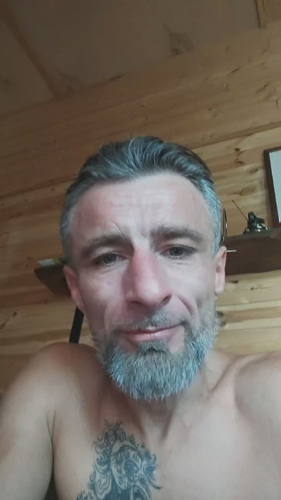 michalmagiczny live cam on Cam4