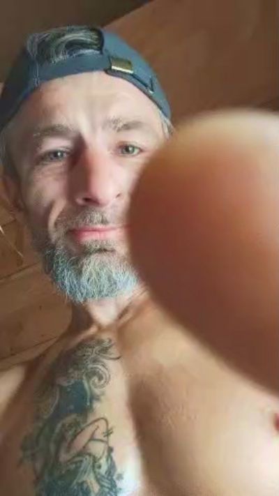 michalmagiczny live cam on Cam4