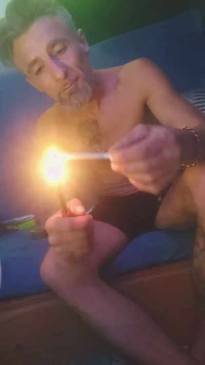 michalmagiczny live cam on Cam4