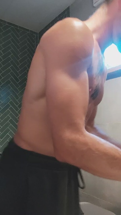 michalmagiczny live cam on Cam4