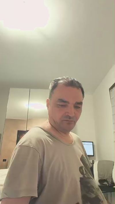 michele197747 live cam on Cam4