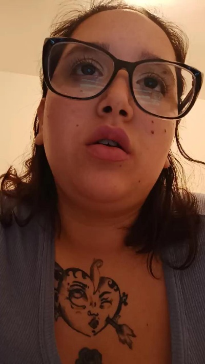 michellee__ live cam on Cam4