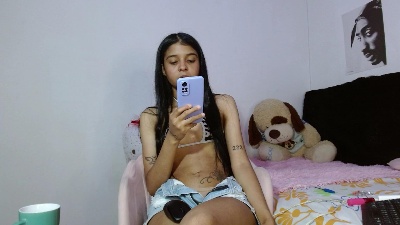 michi_doll live cam on Cam4