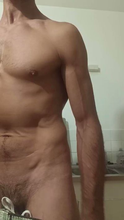 micka3043 live cam on Cam4