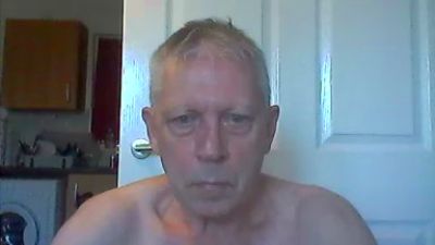 middleman52 live cam on Cam4