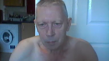 middleman52 live cam on Cam4