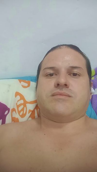 midoncare live cam on Cam4