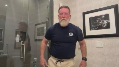midwestman48 live cam on Cam4
