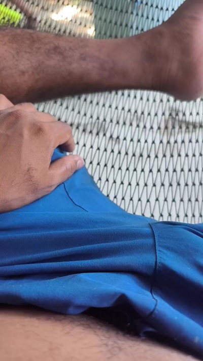 Watch  miguel3358 live on Cam4