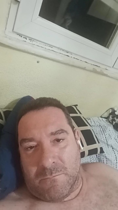 miguelon99 live cam on Cam4