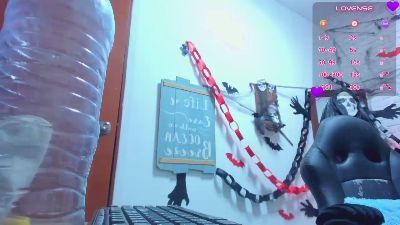 miiaabloom live cam on Cam4