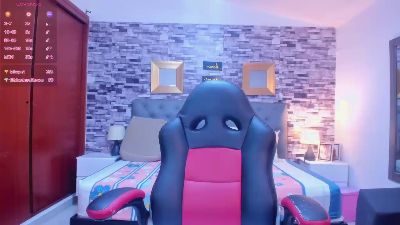 miiaabloom live cam on Cam4