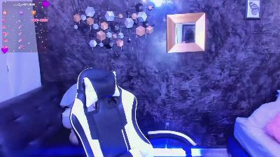 miiaabloom live cam on Cam4