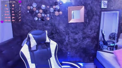 miiaabloom live cam on Cam4