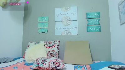 miiaabloom live cam on Cam4