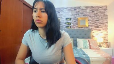 miiaabloom live cam on Cam4