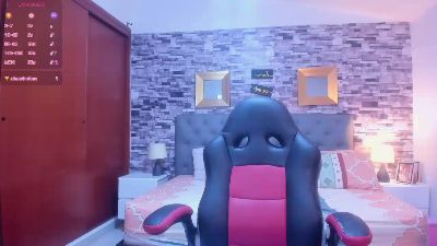 miiaabloom live cam on Cam4