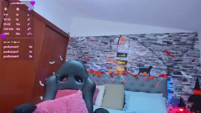 miiaabloom live cam on Cam4