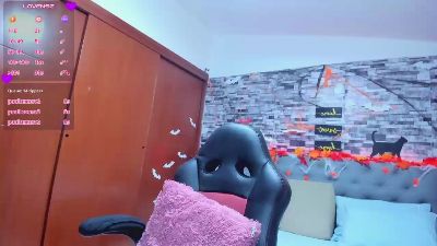 miiaabloom live cam on Cam4