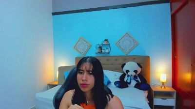 miiaabloom live cam on Cam4