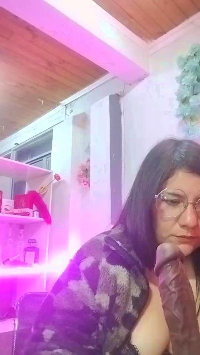 miichellemalv live cam on Cam4
