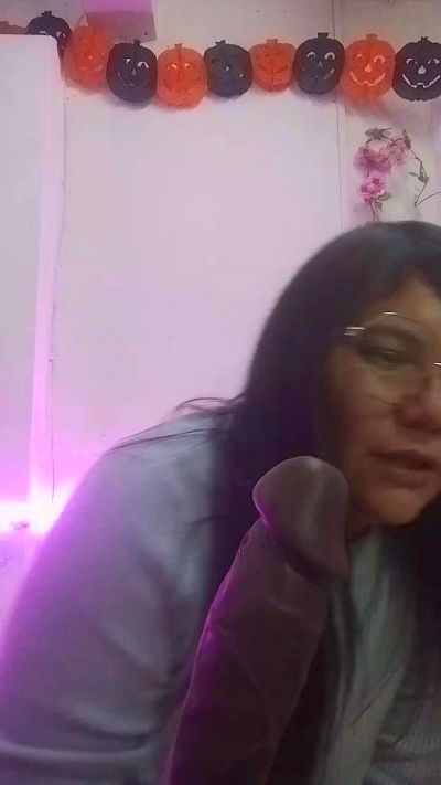 miichellemalv live cam on Cam4