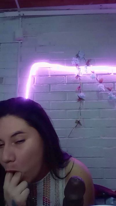 miichellemalv live cam on Cam4