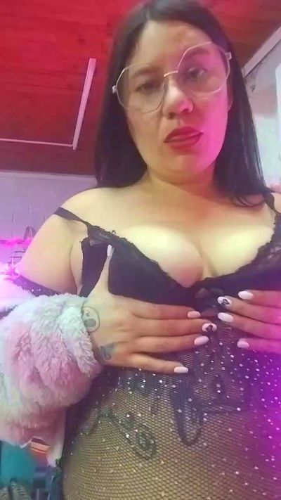 miichellemalv live cam on Cam4