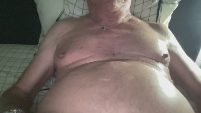 mike062 live cam on Cam4