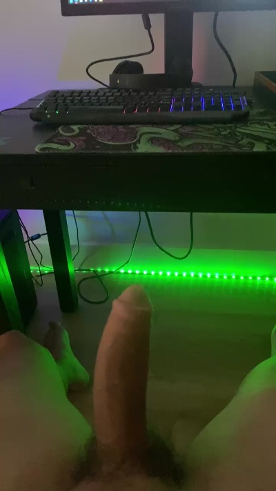 mikechezrona live cam on Cam4