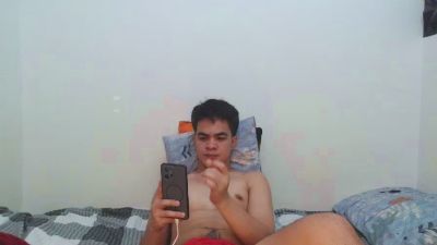 mikhaelfun live cam on Cam4