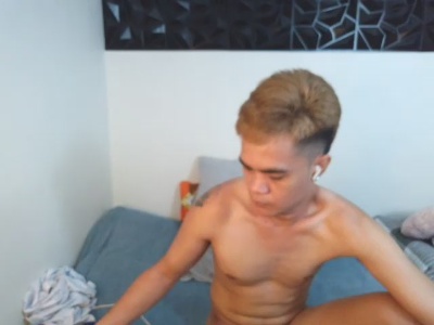 mikhaelfun live cam on Cam4