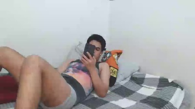 mikhaelfun live cam on Cam4