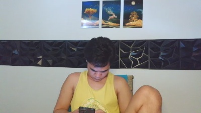 mikhaelfun live cam on Cam4