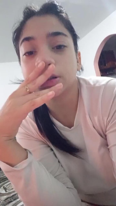 miki584 live cam on Cam4