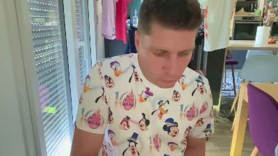 miklp1984 live cam on Cam4