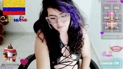 miku_dance live cam on Cam4