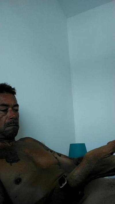 miky334 live cam on Cam4